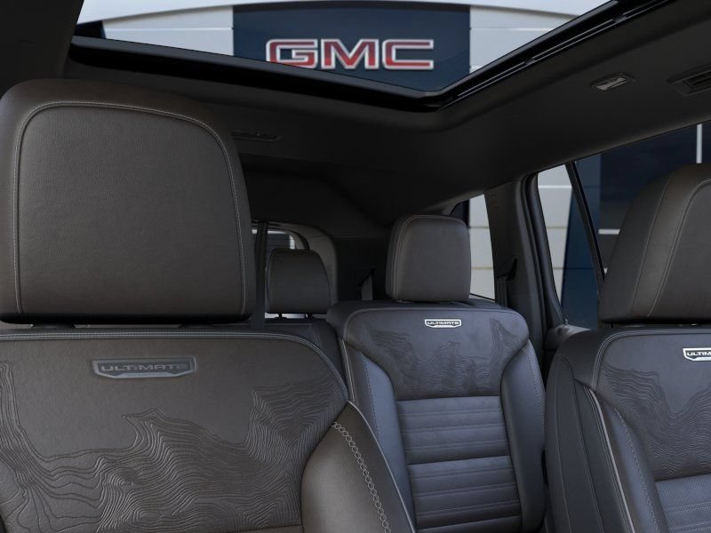 New 2026 GMC Acadia Denali Ultimate w/ LPO, Floor Liner Package AWD/4WD image 26