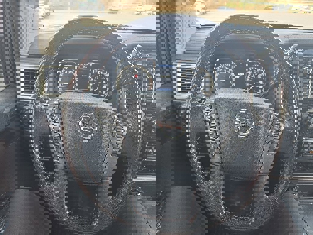 Used 2019 Nissan Titan Platinum Reserve w/ Platinum Utility Package image 23