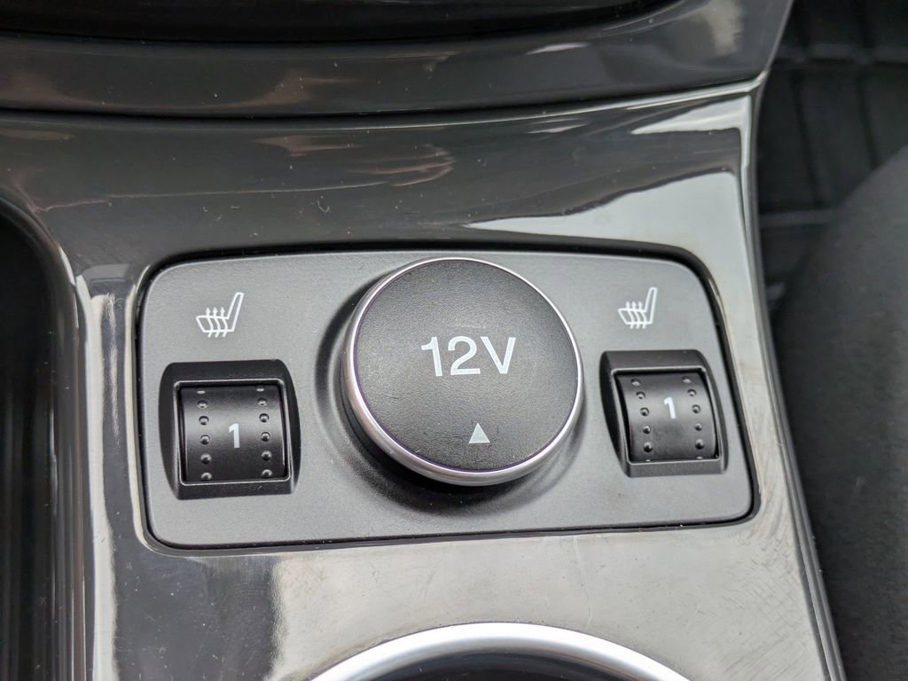 Used 2014 Ford Escape Titanium w/ Equipment Group 401A FWD image 22