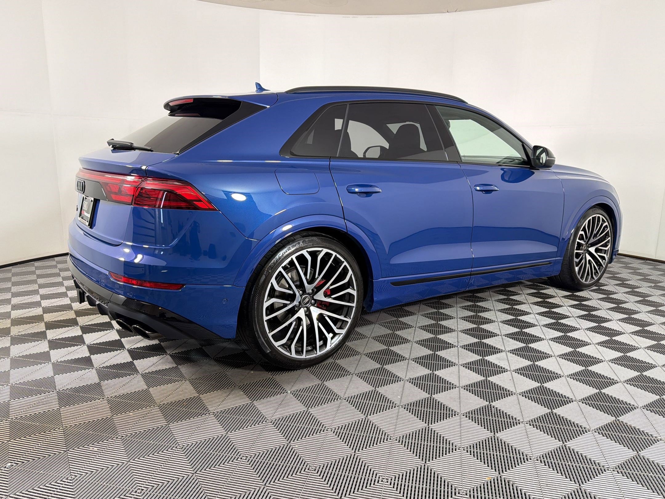 Certified 2025 Audi SQ8 Prestige image 7