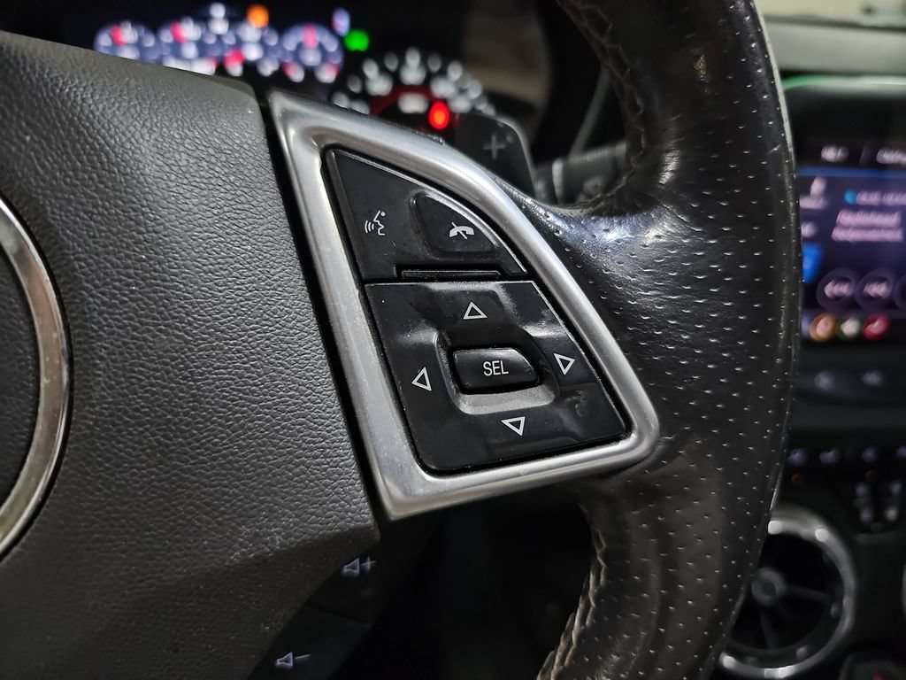 Used 2020 Chevrolet Camaro SS RWD image 12