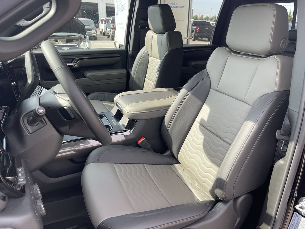 New 2026 Chevrolet Silverado 2500 ZR2 AWD/4WD image 11