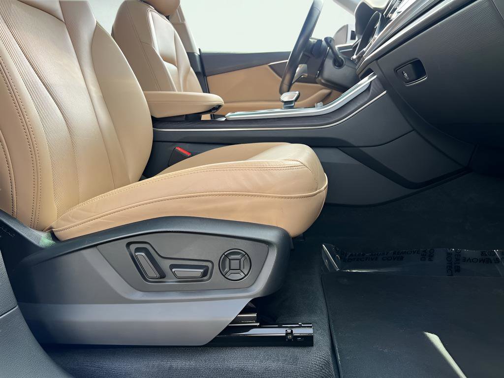 Used 2022 Audi Q8 Premium Plus image 35