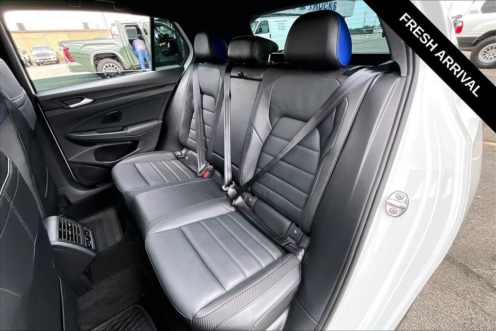 Used 2024 Volkswagen Golf R AWD/4WD image 6