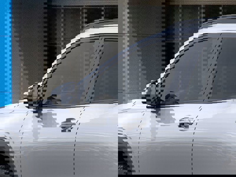 New 2026 Chevrolet Trax LT w/ LT Convenience Package FWD image 12