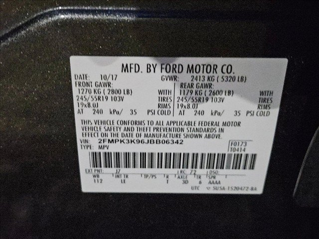 Used 2018 Ford Edge Titanium FWD image 16