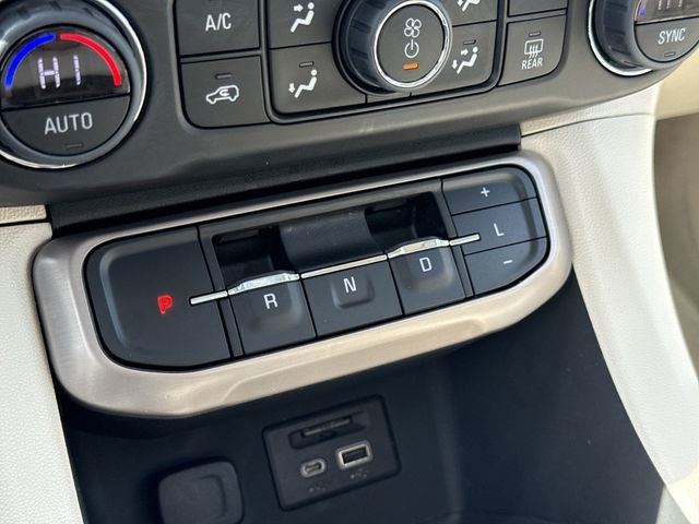 Used 2023 GMC Acadia Denali w/ Denali Ultimate Package image 16