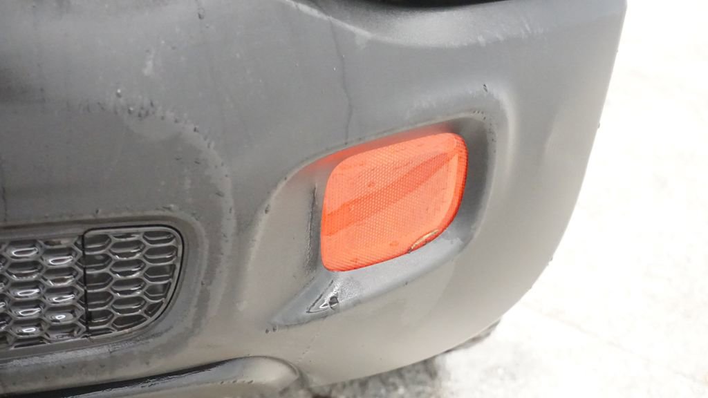 Used 2017 Jeep Renegade Latitude w/ Cold Weather Group image 19