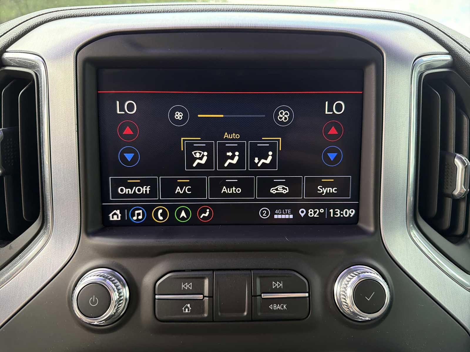 Used 2020 GMC Sierra 1500 SLT w/ SLT Premium Plus Package image 6