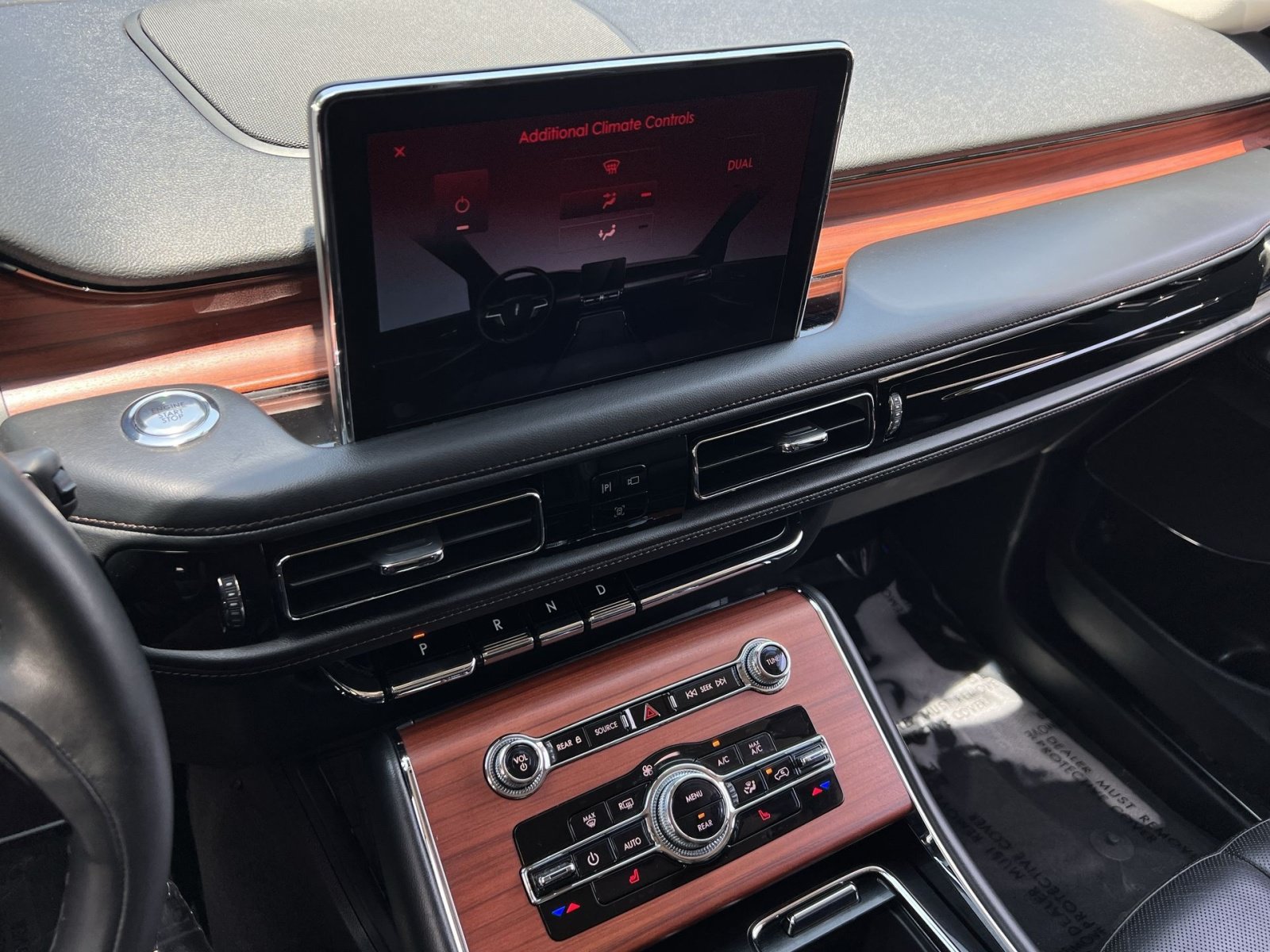 Used 2024 Lincoln Aviator Reserve AWD/4WD image 26
