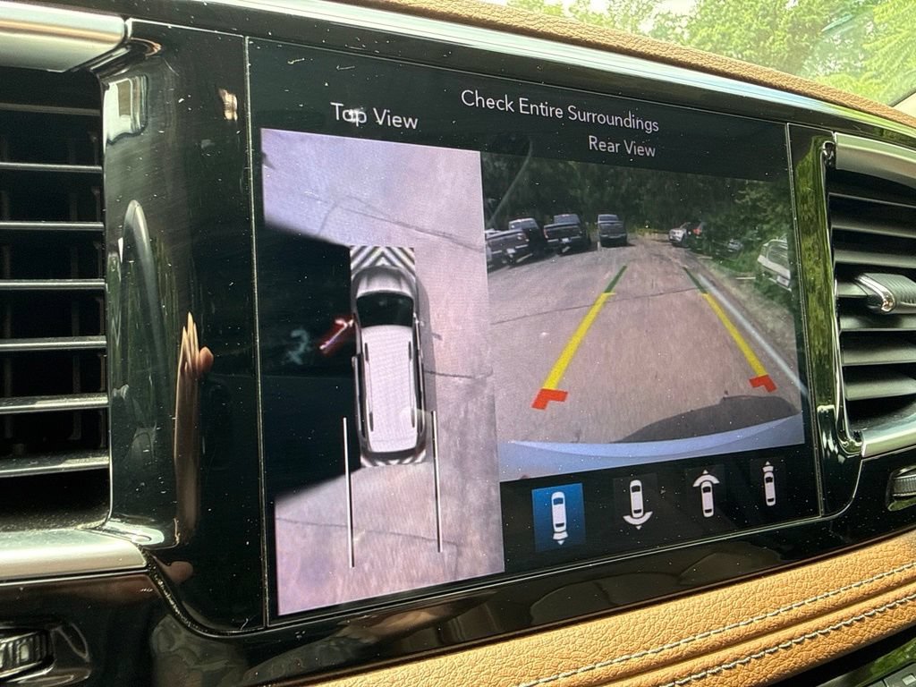 Used 2019 Chrysler Pacifica Limited w/ Advanced Safetytec Group FWD image 30