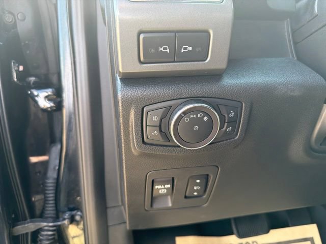 Used 2019 Ford F150 XLT w/ Equipment Group 302A Luxury AWD/4WD image 13
