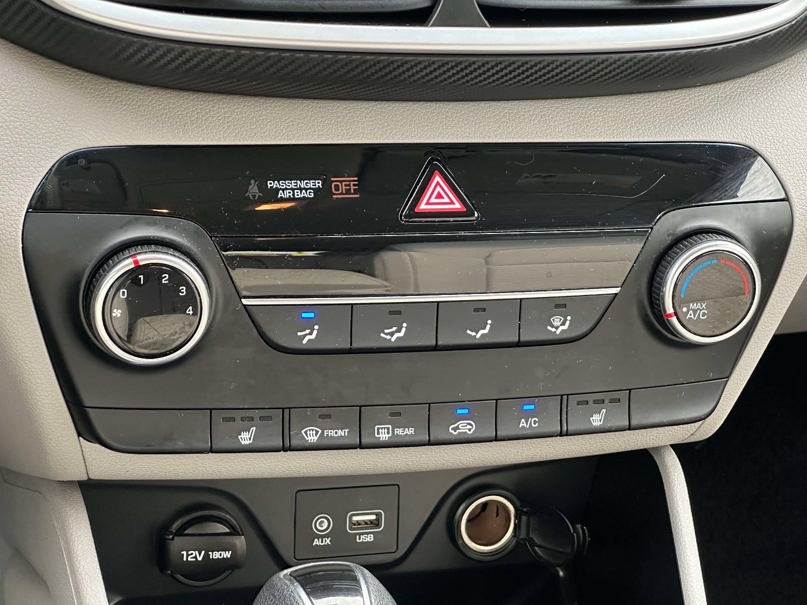 Used 2019 Hyundai Tucson Value AWD/4WD image 17