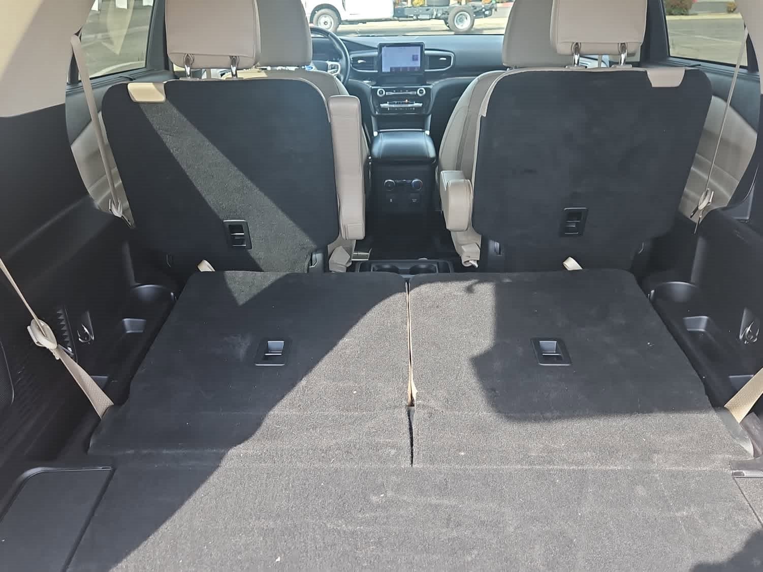 Used 2021 Ford Explorer Limited w/ Hybrid Equipment Group 310A image 10