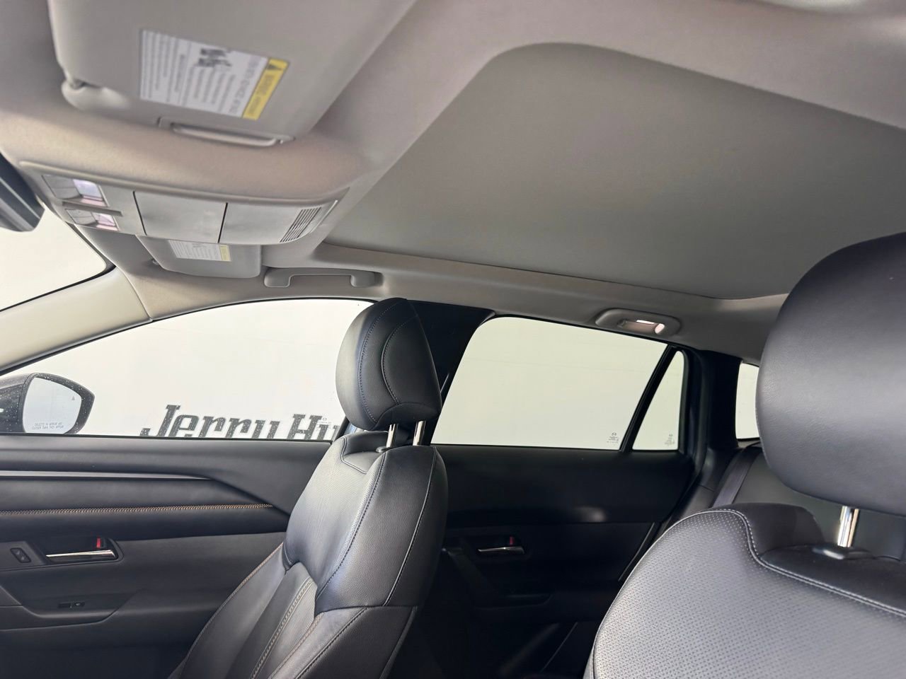 Used 2023 MAZDA CX-50 AWD 2.5 S w/ Premium Plus Pkg image 5