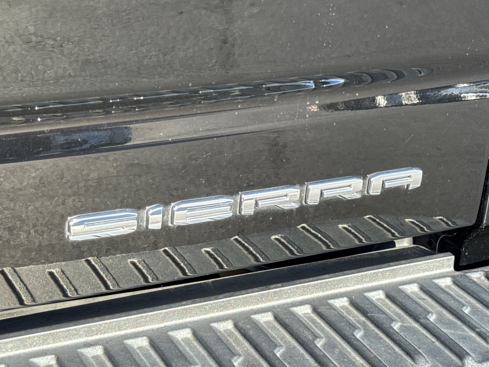 Certified 2023 GMC Sierra 1500 Denali Ultimate AWD/4WD image 10