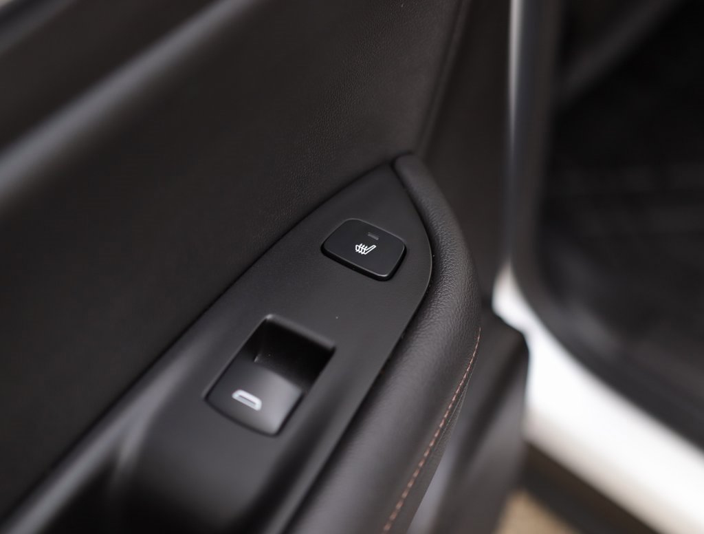 Used 2023 Chevrolet Blazer Premier w/ Enhanced Convenience Package image 31