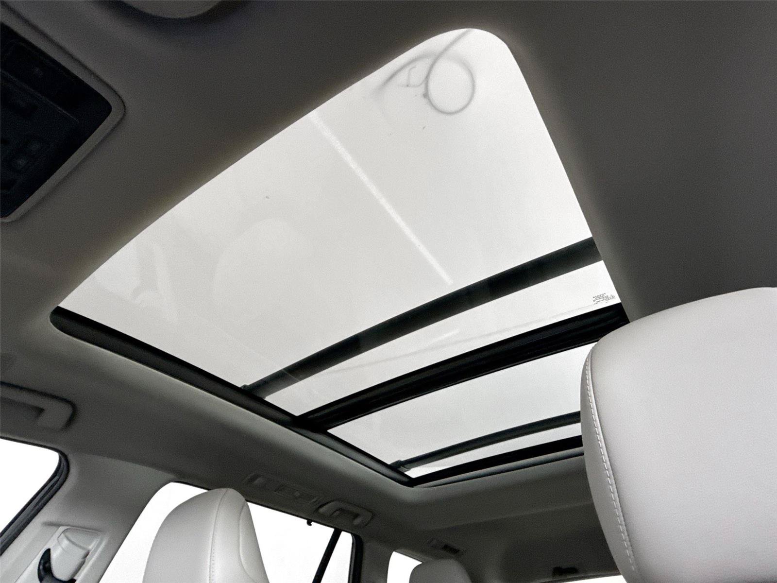Certified 2024 Toyota Grand Highlander AWD image 6