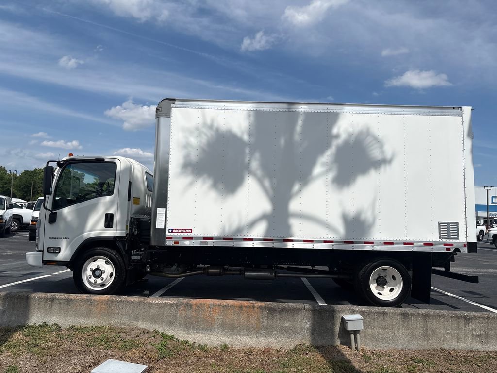 New 2025 Chevrolet Low Cab Forward 5500XG RWD image 2
