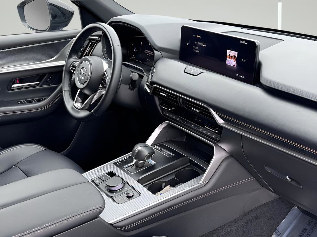 Used 2025 MAZDA CX-70 Plug-In Hybrid w/ Premium Plus image 8