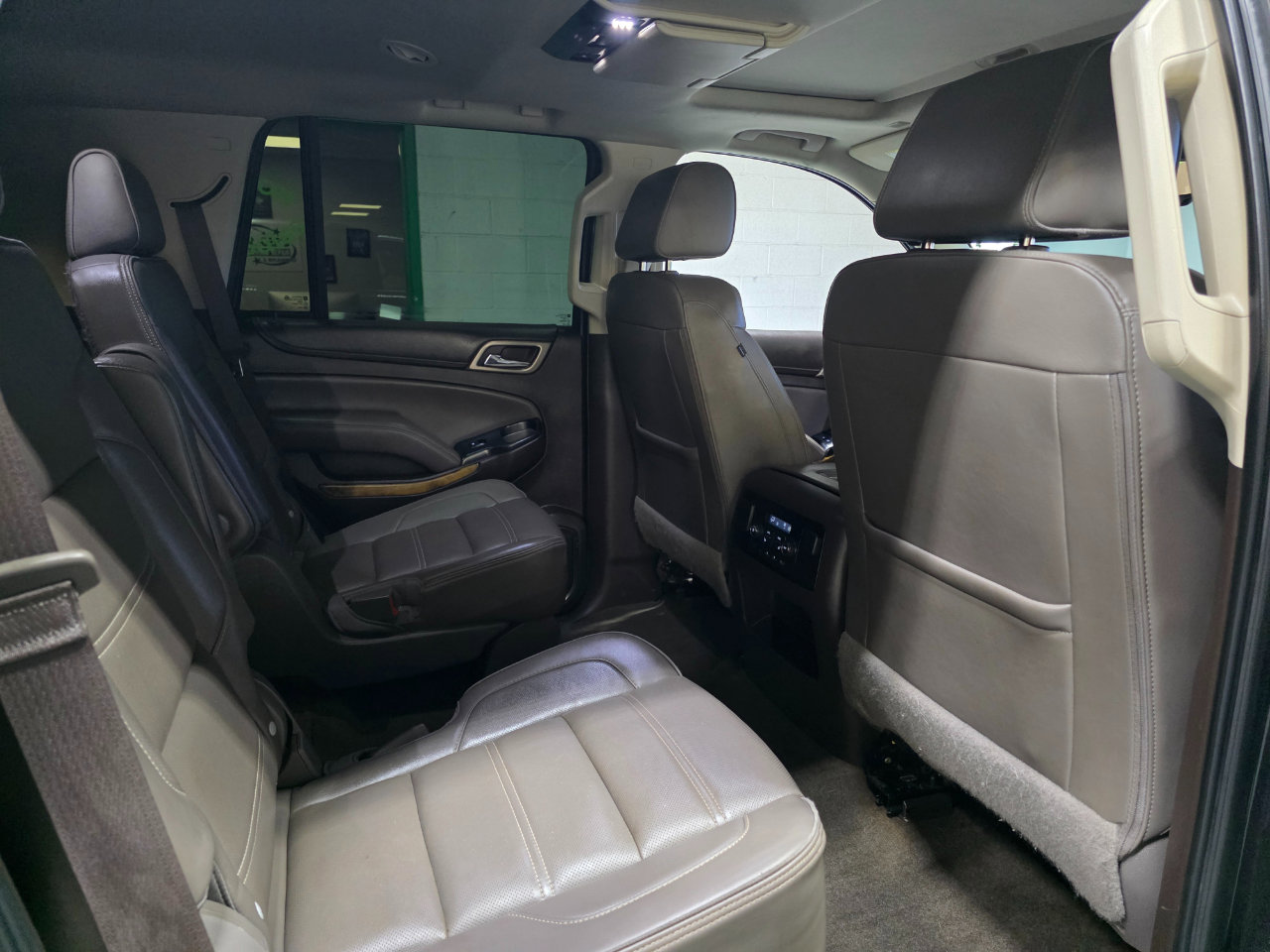 Used 2017 GMC Yukon Denali w/ Open Road Package image 17