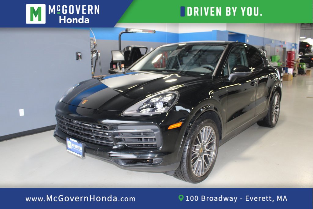 Used 2023 Porsche Cayenne S image 1