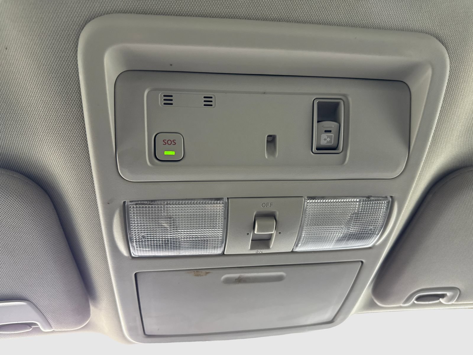 Used 2021 Nissan Titan SV w/ SV Convenience Package RWD image 33