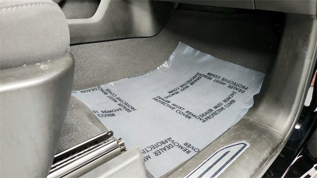 Used 2024 Chevrolet Silverado 2500 LT w/ Convenience Package image 24