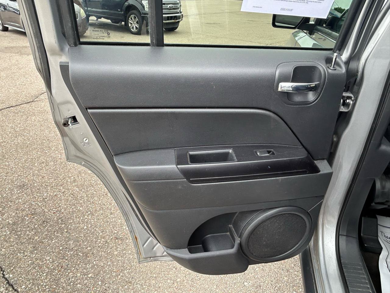 Used 2015 Jeep Patriot Sport w/ Power Value Group FWD image 13