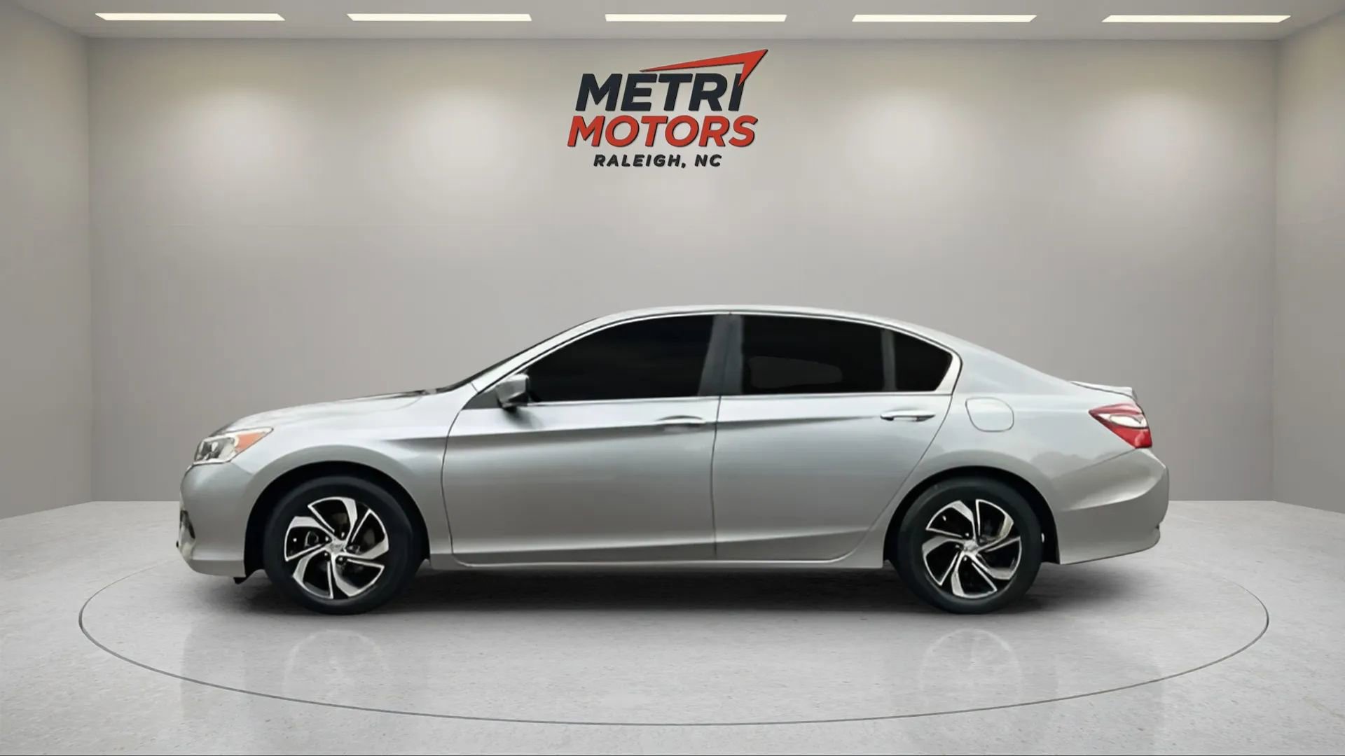 Used 2017 Honda Accord LX image 16