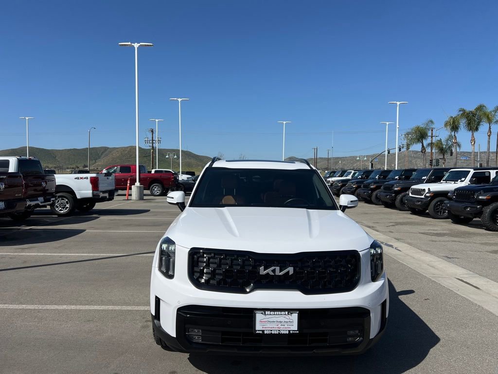 Used 2024 Kia Telluride SX Prestige X-Line image 3