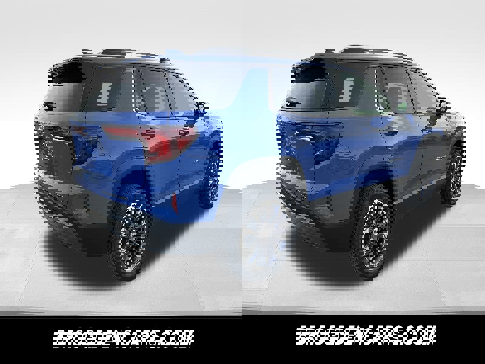 New 2026 GMC Terrain Elevation w/ Elevation Premium Package image 3