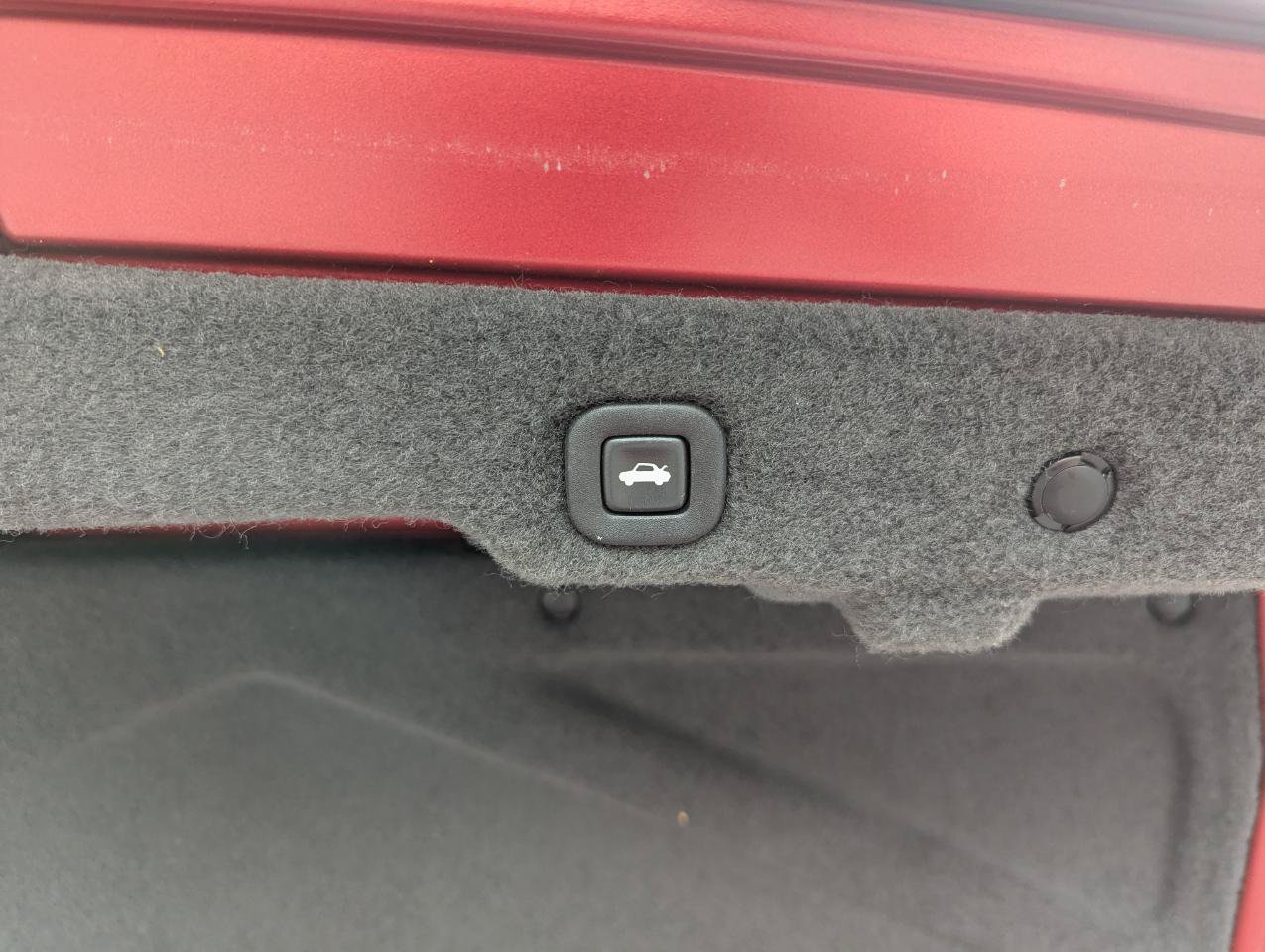 Used 2004 Cadillac XLR RWD image 38