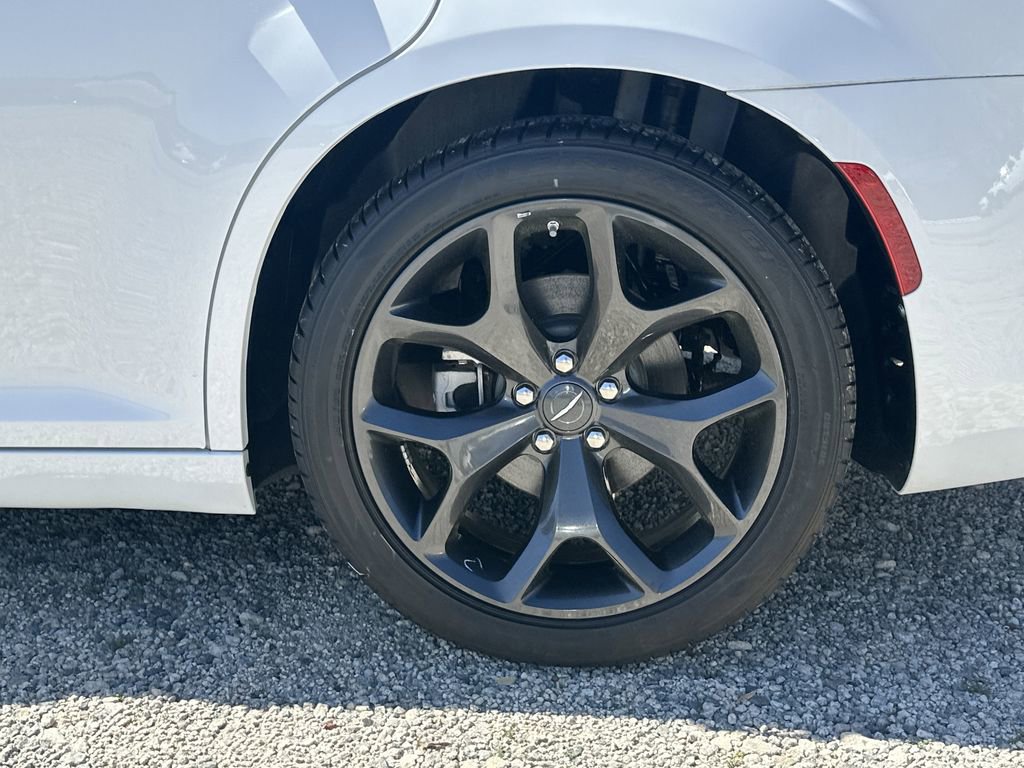 Used 2023 Chrysler 300 S w/ Comfort Group image 20