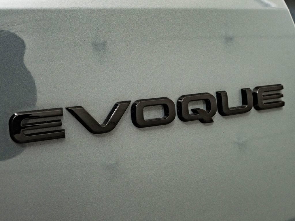 Used 2023 Land Rover Range Rover Evoque SE AWD/4WD image 19
