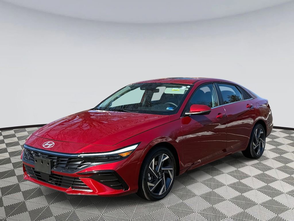 Used 2025 Hyundai Elantra Limited image 5