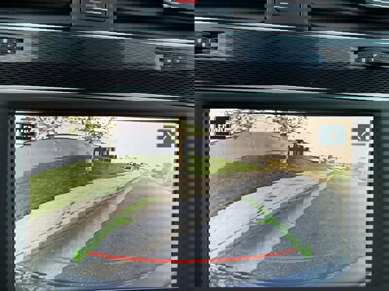 Used 2017 Volkswagen GTI SE image 22