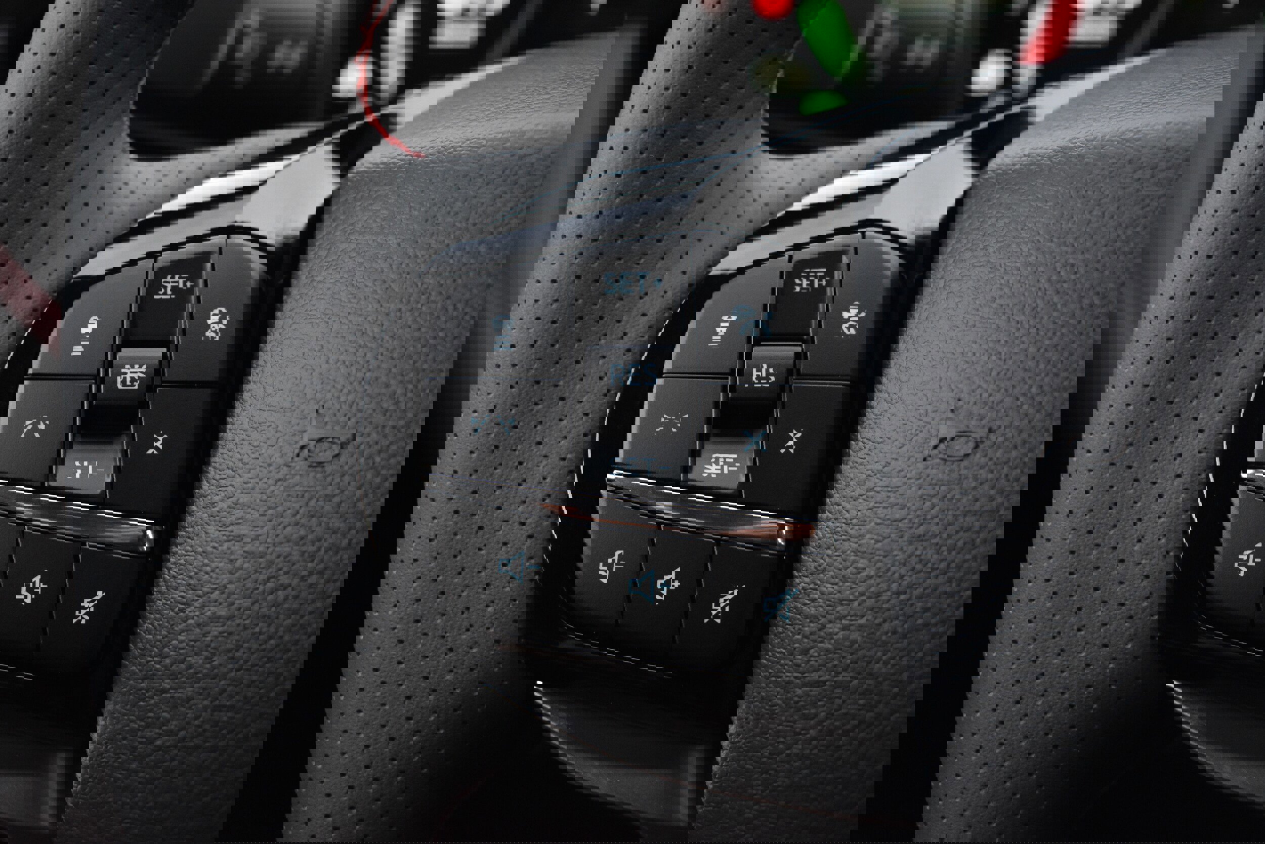 New 2026 Ford Explorer ST-Line image 25