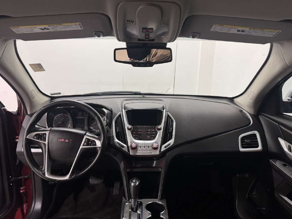 Used 2016 GMC Terrain SLT FWD image 2