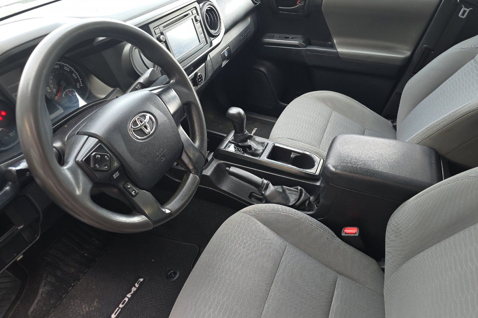 Used 2016 Toyota Tacoma SR w/ SR Convenience Package image 7