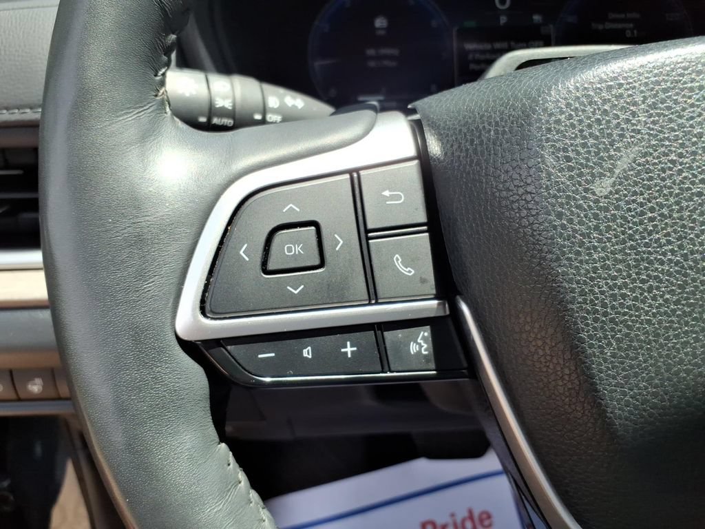 Used 2024 Toyota Grand Highlander AWD image 20