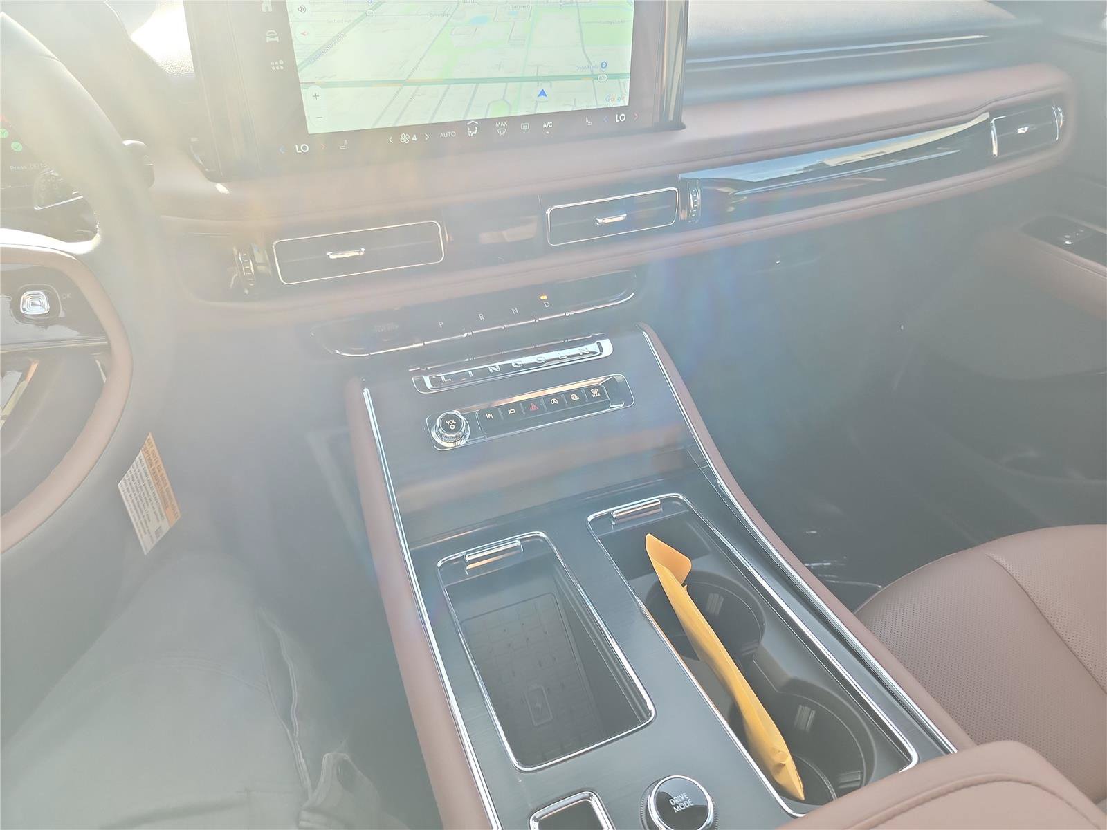 New 2026 Lincoln Aviator Reserve w/ Jet Appearance Package RWD image 34