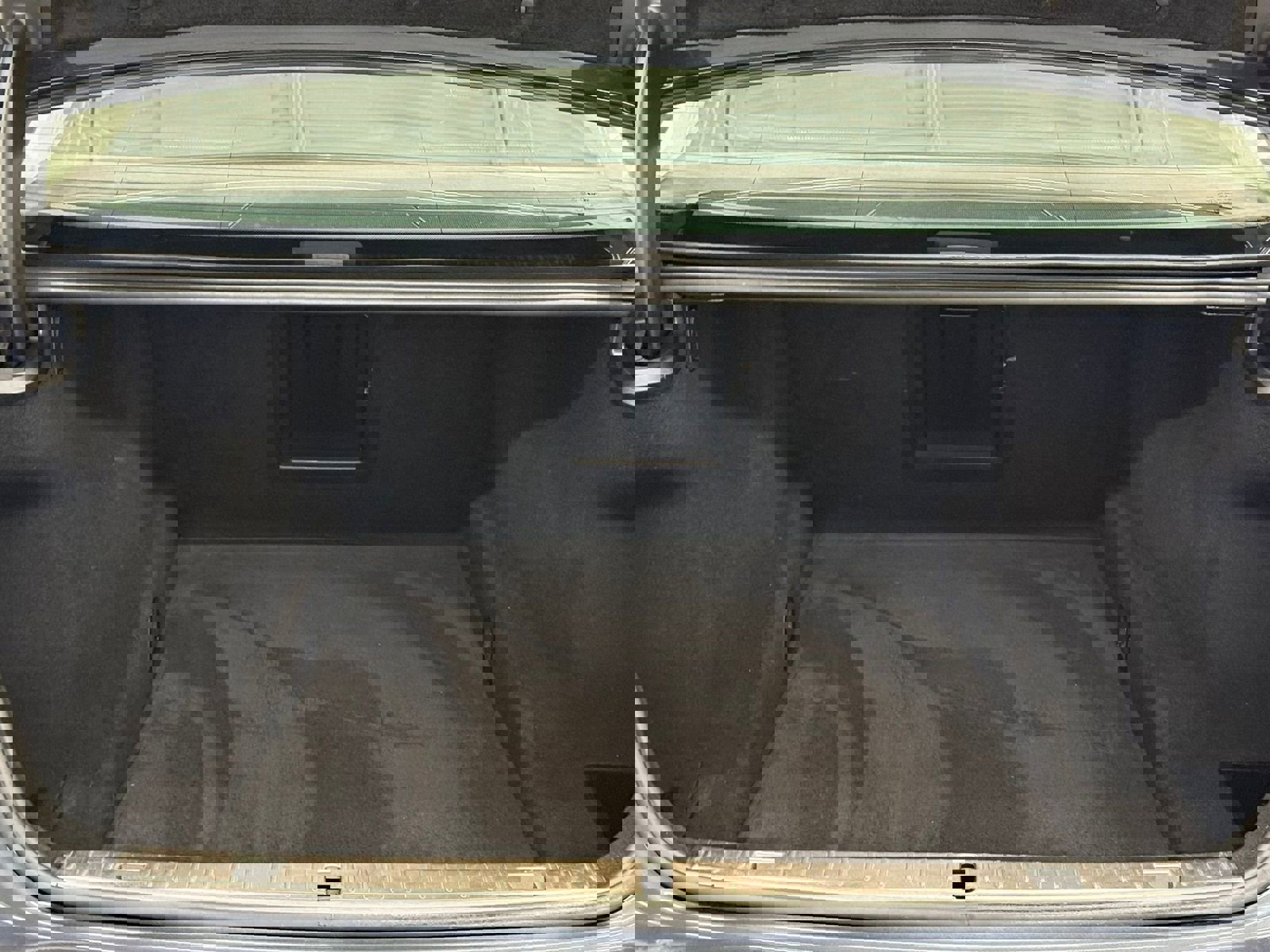 Used 2020 BMW 750i xDrive image 44