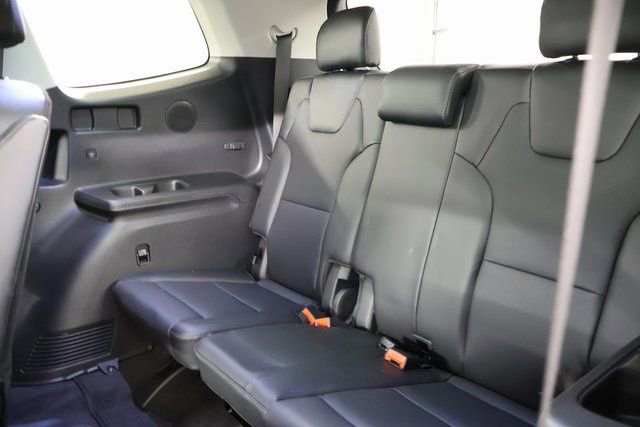 Used 2025 Kia Telluride SX Prestige image 33