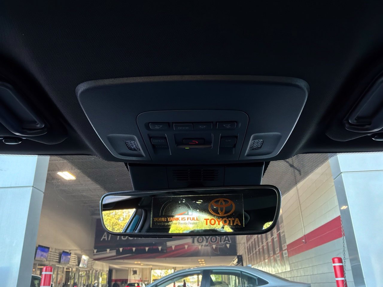 New 2026 Toyota Camry SE w/ Convenience Package FWD image 15