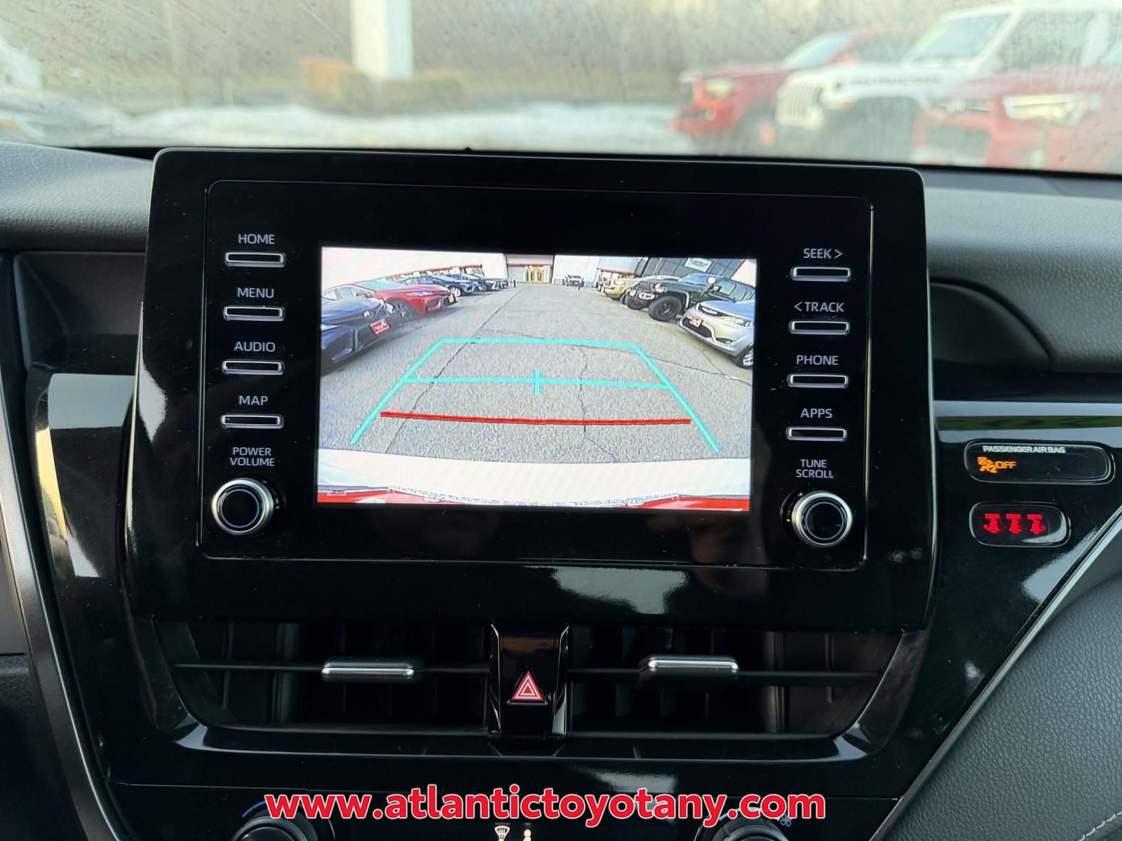 Used 2023 Toyota Camry SE image 24