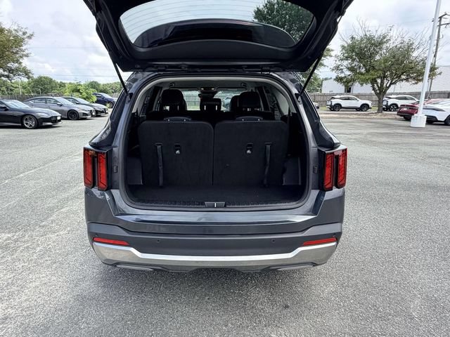 Used 2024 Kia Sorento S AWD/4WD image 12