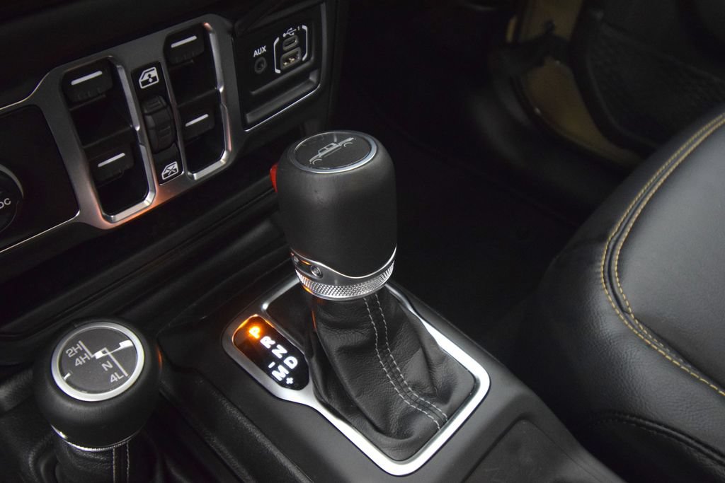 Used 2025 Jeep Gladiator Sport AWD/4WD image 25