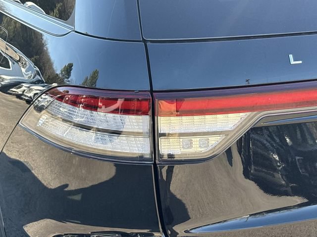 New 2026 Lincoln Aviator 2WD w/ Jet Appearance Package image 12