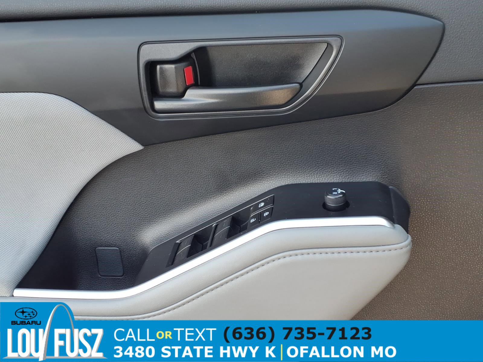 Used 2023 Toyota Highlander LE image 25